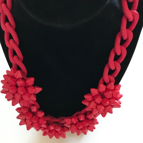 Zara Red Verbena Hand-painted Necklace - Picture 2 of 15